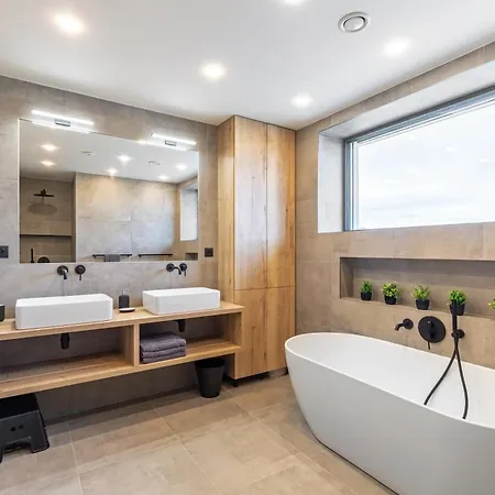 Villa With Pool By The Musovske Jezero Pasohlavky